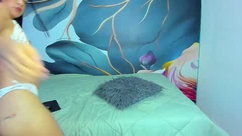 Mila online show from 12/20/24, 03:58