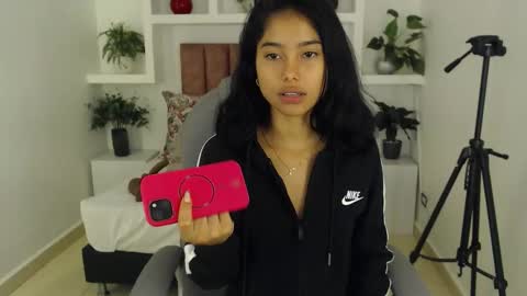 milaa_star online show from 02/07/26, 04:16