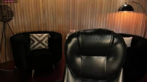 Mila online show from 02/25/26, 01:59