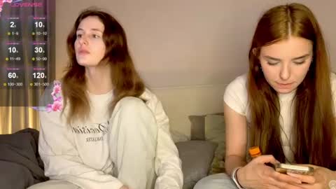 Snapshot of milaelin chatting on 07/19/26, 10:24 Mila online show from 07/19/26, 10:24