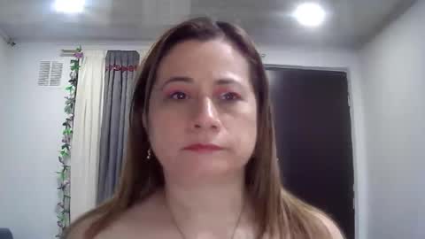 milagros_latin online show from 11/02/25, 05:15
