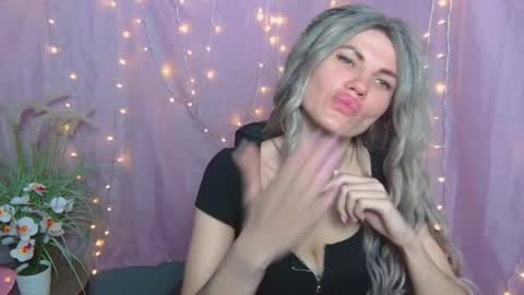 Milaloona online show from 04/17/26, 07:00