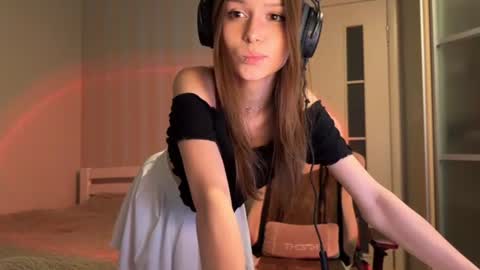 milamiuu online show from 07/09/26, 05:06