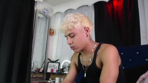 Snapshot of milan_anxel chatting on 07/17/26, 01:12 Milan Anxel online show from 07/17/26, 01:12