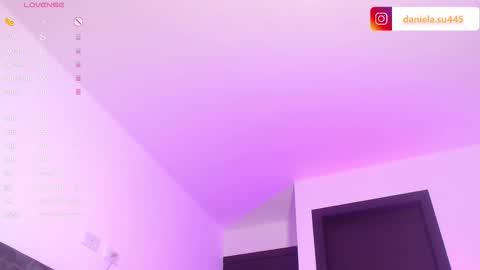 Sweet Milan online show from 10/21/25, 12:11