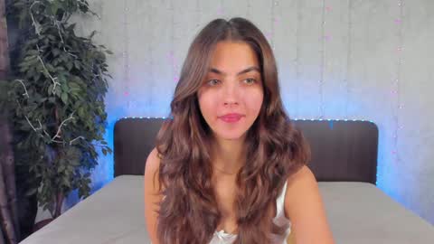 Snapshot of milana_crystal_ chatting on 12/06/24, 08:15 Milana online show from 12/06/24, 08:15