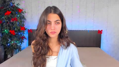 Snapshot of milana_crystal_ chatting on 12/30/24, 08:10 Milana online show from 12/30/24, 08:10