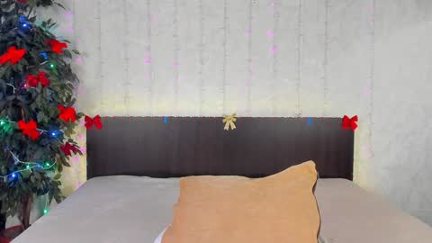 Snapshot of milana_crystal_ chatting on 01/04/25, 11:22 Milana online show from 01/04/25, 11:22