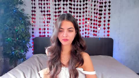 Snapshot of milana_crystal_ chatting on 02/04/25, 11:16 Milana online show from 02/04/25, 11:16