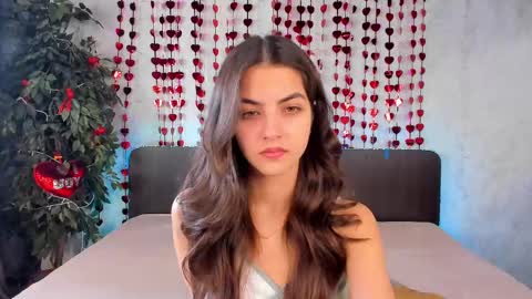 Snapshot of milana_crystal_ chatting on 02/13/25, 08:27 Milana online show from 02/13/25, 08:27