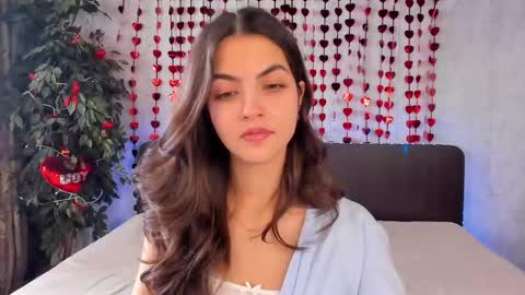 Snapshot of milana_crystal_ chatting on 02/16/25, 11:27 Milana online show from 02/16/25, 11:27