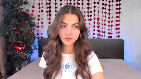 Snapshot of milana_crystal_ chatting on 02/23/25, 08:17 Milana online show from 02/23/25, 08:17