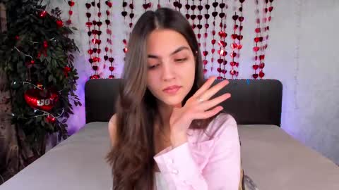 Snapshot of milana_crystal_ chatting on 03/03/25, 01:53 Milana online show from 03/03/25, 01:53