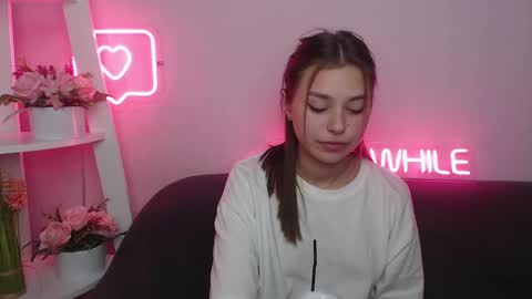 milanaangelas online show from 01/28/25, 08:47