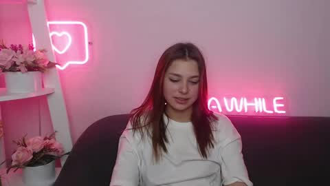milanaangelas online show from 01/28/25, 11:49