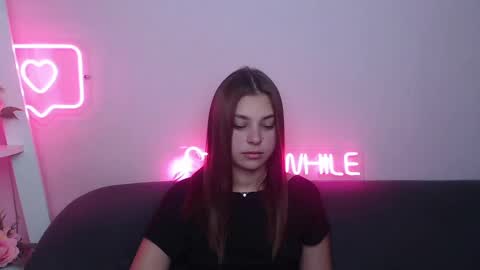 milanaangelas online show from 02/10/25, 10:53
