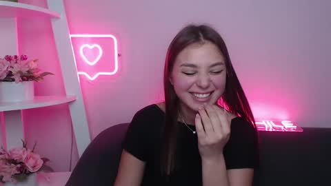 milanaangelas online show from 02/14/25, 11:10