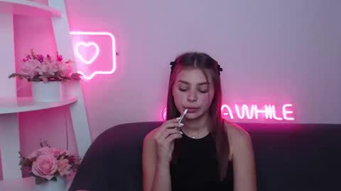 milanaangelas online show from 02/21/25, 06:04