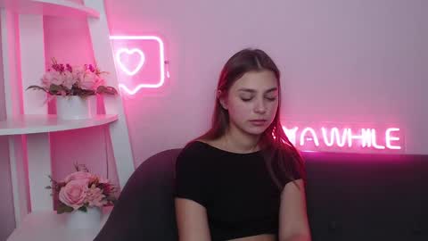milanaangelas online show from 02/23/25, 11:55