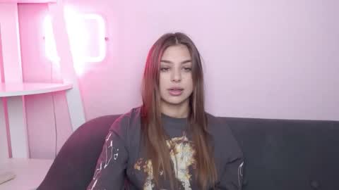 milanaangelas online show from 02/16/26, 05:47