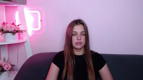 Snapshot of milanaangelas chatting on 06/20/26, 04:54 milanaangelas online show from 06/20/26, 04:54