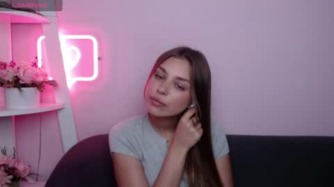 Snapshot of milanaangelas chatting on 06/27/26, 04:50 milanaangelas online show from 06/27/26, 04:50