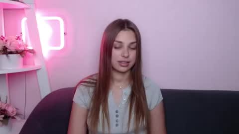 Snapshot of milanaangelas chatting on 06/27/26, 01:17 milanaangelas online show from 06/27/26, 01:17