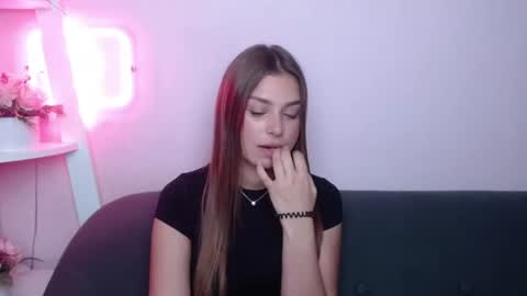 Snapshot of milanaangelas chatting on 07/16/26, 04:51 milanaangelas online show from 07/16/26, 04:51