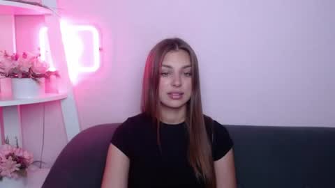 Snapshot of milanaangelas chatting on 07/20/26, 05:00 milanaangelas online show from 07/20/26, 05:00