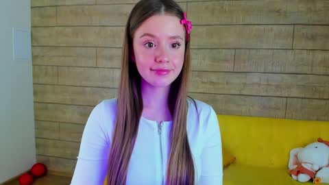 MilanaBalmain online show from 02/10/25, 02:26