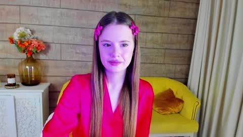 MilanaBalmain online show from 02/11/25, 05:16