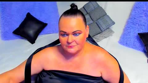 Lana online show from 11/29/25, 01:25