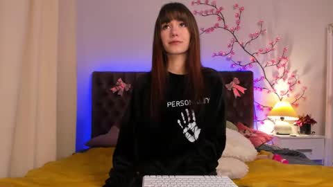 Milana online show from 02/05/26, 07:02