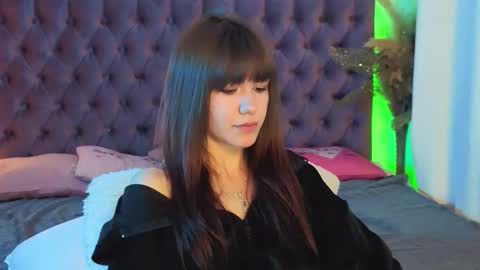 Milana online show from 06/05/26, 06:52