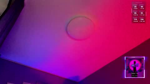 Snapshot of milanapure chatting on 11/18/25, 04:44 analiMilana online show from 11/18/25, 04:44