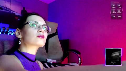 Snapshot of milanapure chatting on 11/23/25, 03:34 analiMilana online show from 11/23/25, 03:34