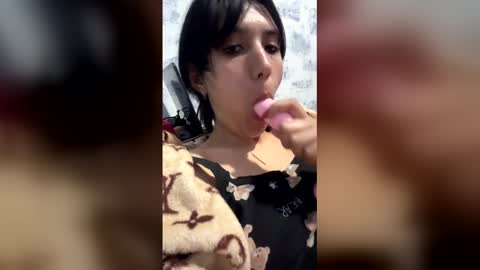 MilanaRawsx online show from 04/17/26, 04:54