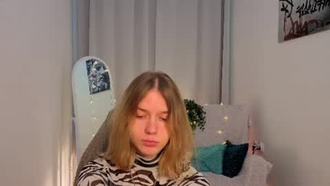 Snapshot of milanarayy chatting on 06/11/26, 05:16 Milaray online show from 06/11/26, 05:16
