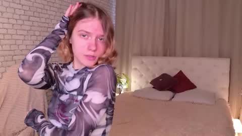 Snapshot of milanarayy chatting on 06/20/26, 05:21 Milaray online show from 06/20/26, 05:21