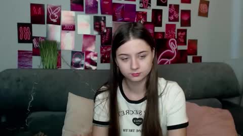 milanaroz online show from 09/14/25, 04:55