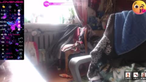 Snapshot of milanasvethoney chatting on 06/27/26, 11:48 Luna-- link in bio online show from 06/27/26, 11:48
