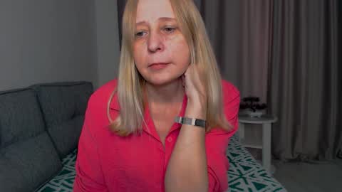 Milena online show from 01/16/26, 07:01