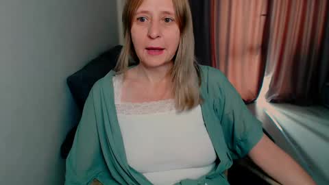 Milena online show from 06/02/26, 05:31