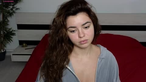 Mila online show from 12/05/24, 07:05