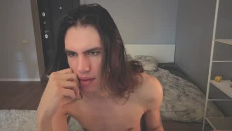 Mila online show from 03/31/26, 10:37