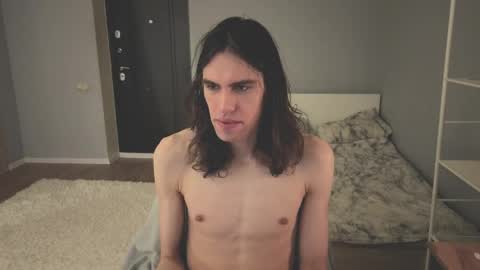 Mila online show from 04/04/26, 02:36