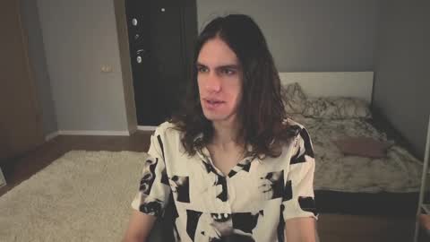 Mila online show from 04/12/26, 01:54