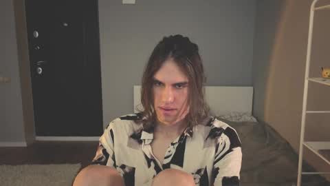 Snapshot of milaslovv chatting on 05/05/26, 12:13 Mila online show from 05/05/26, 12:13