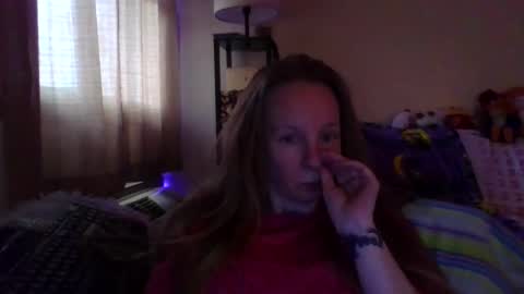 Mila online show from 04/12/26, 02:00