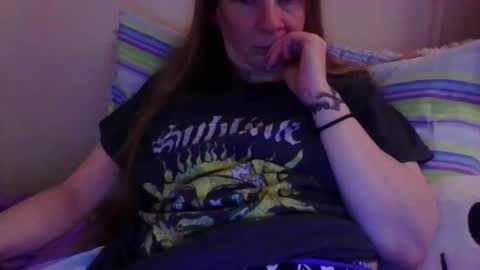 Mila online show from 04/18/26, 04:11